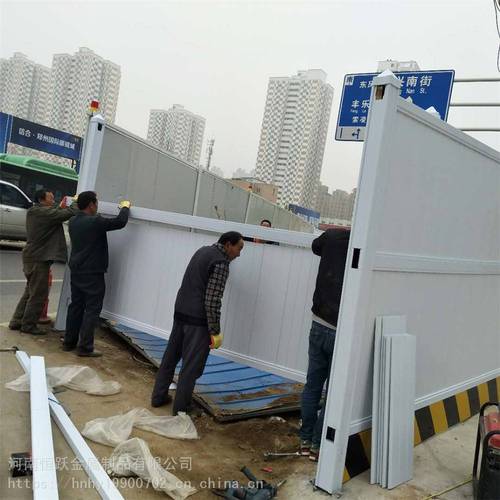 郑州做彩钢板施工围挡的厂家pvc围挡小草绿铁皮围挡市政临时施工围挡